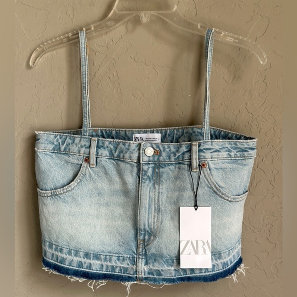 Zara Light Blue Denim Crop Top size small New with tags‎